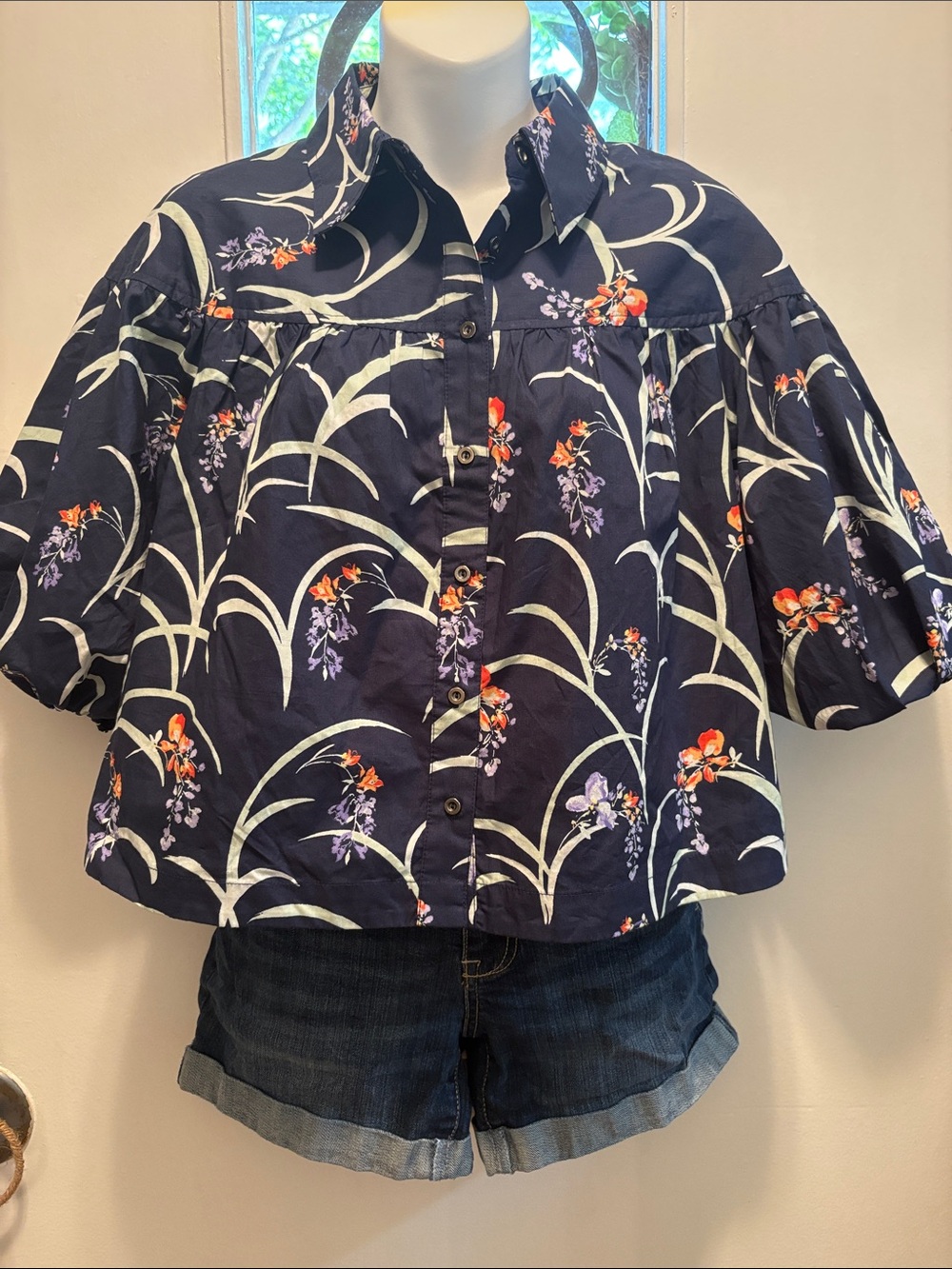 Maeve by Anthropologie XS Navy Floral Button-Front Puff Sleeve Blouse
